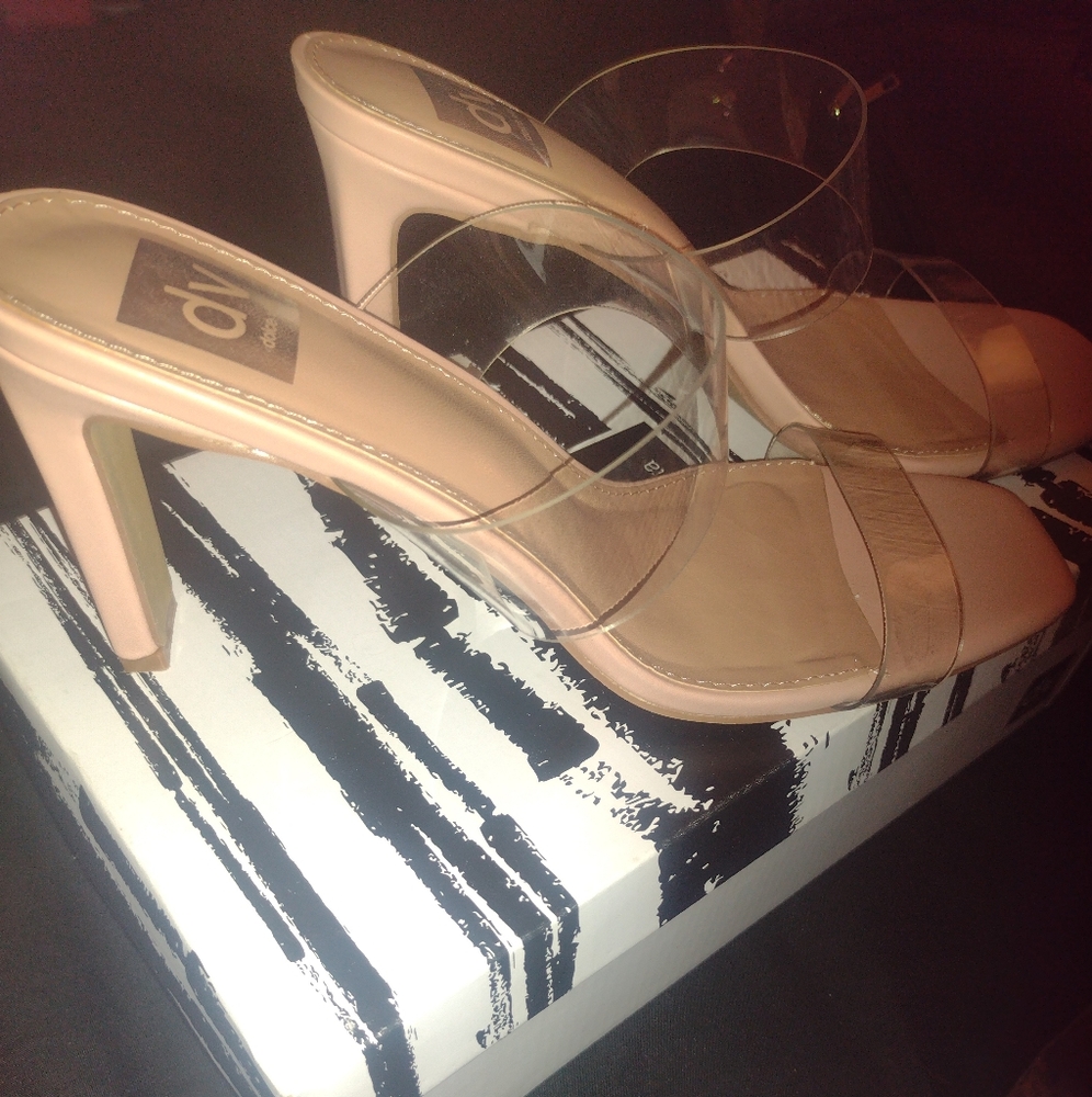 Women sandals